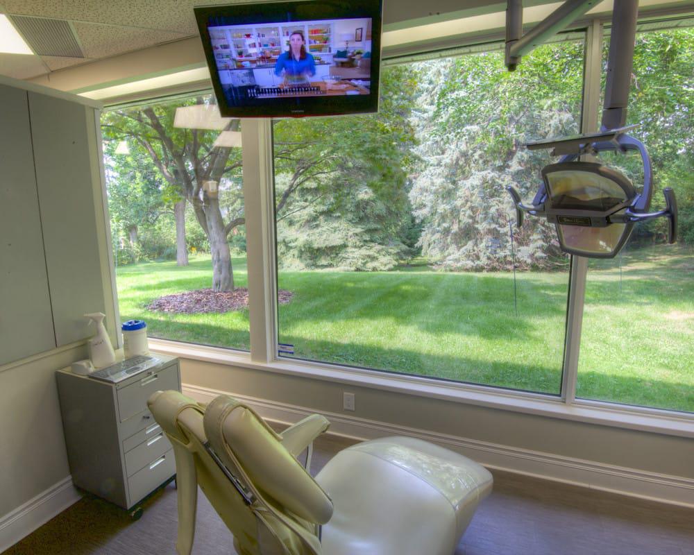 Our Office de Man & Höediono Dentistry KitchenerWaterloo Dentist